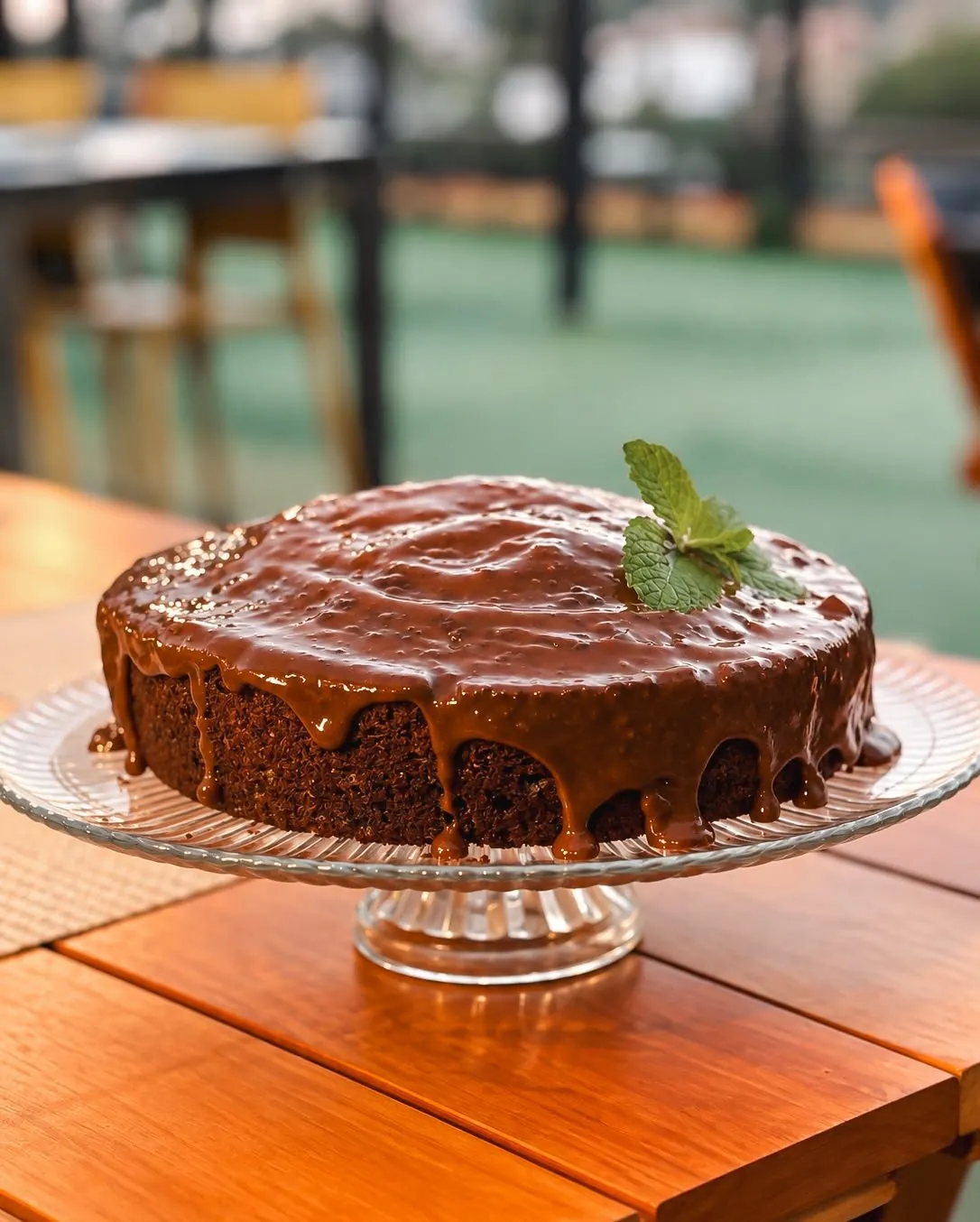 Bolo de Chocolate com Calda de Chocolate
